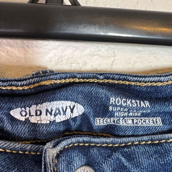 Old Navy Women's Super Skinny Jeans High Rise Rockstar Distressed Blue 10 Long‎ - Picture 4 of 7